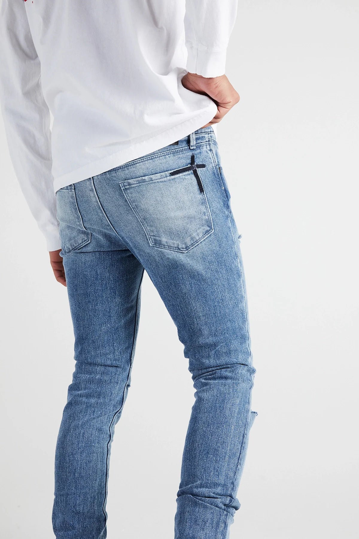 BRYANT RIPPED SKINNY JEAN | DISTRESSED VINTAGE BLUE