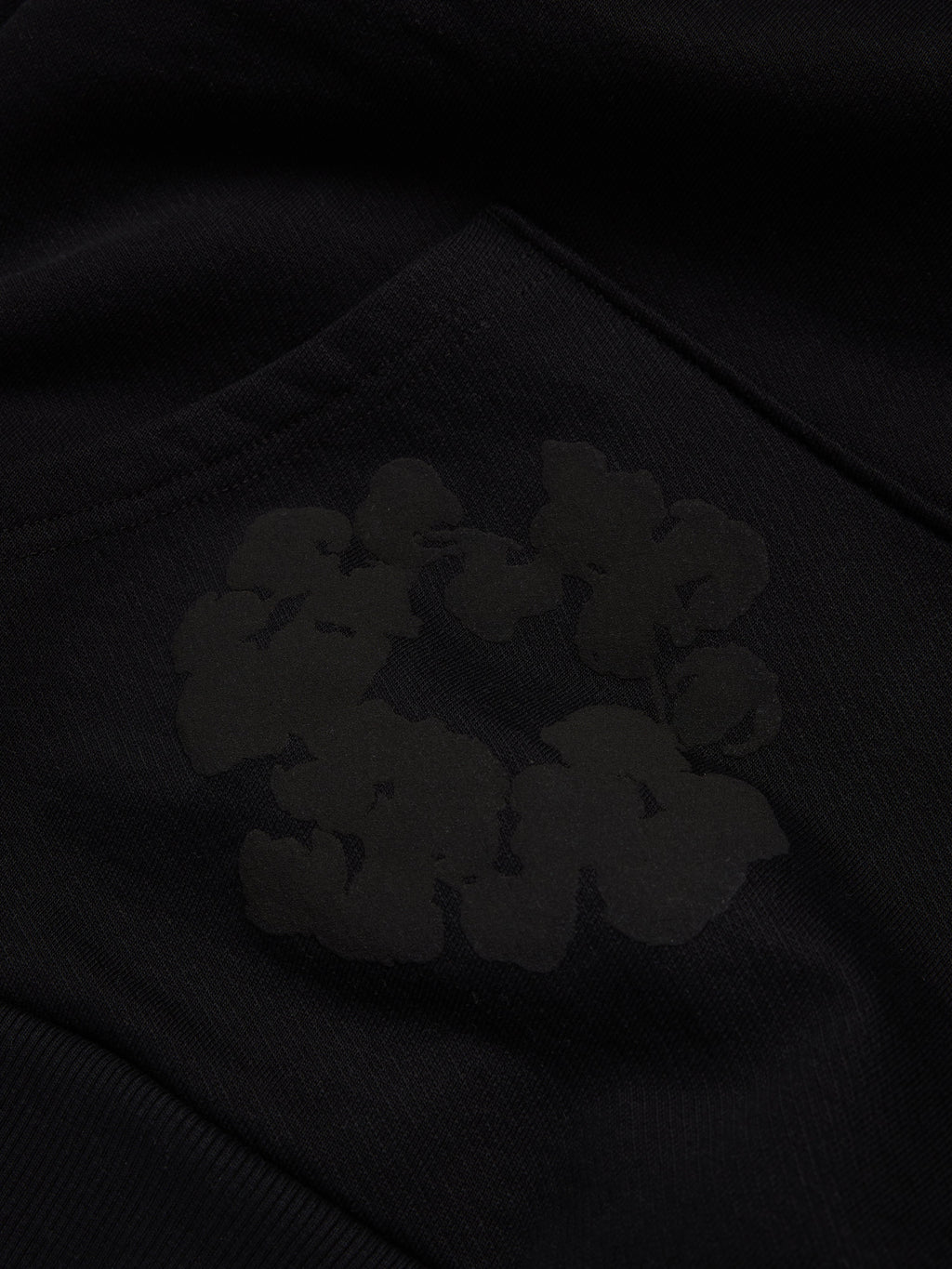 Mono Cotton Wreath Hoodie Black