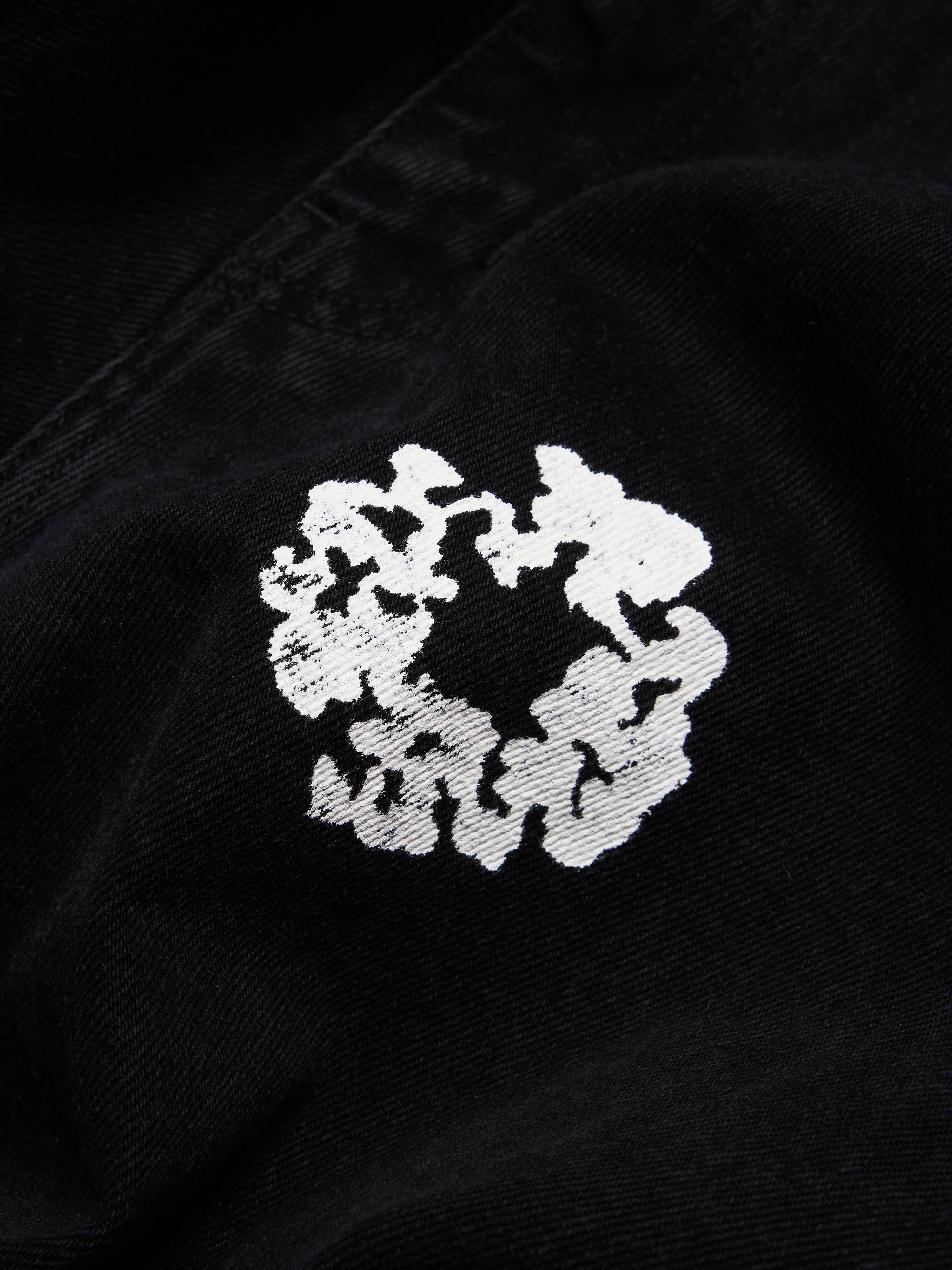 The Cotton Wreath Jean Short Black