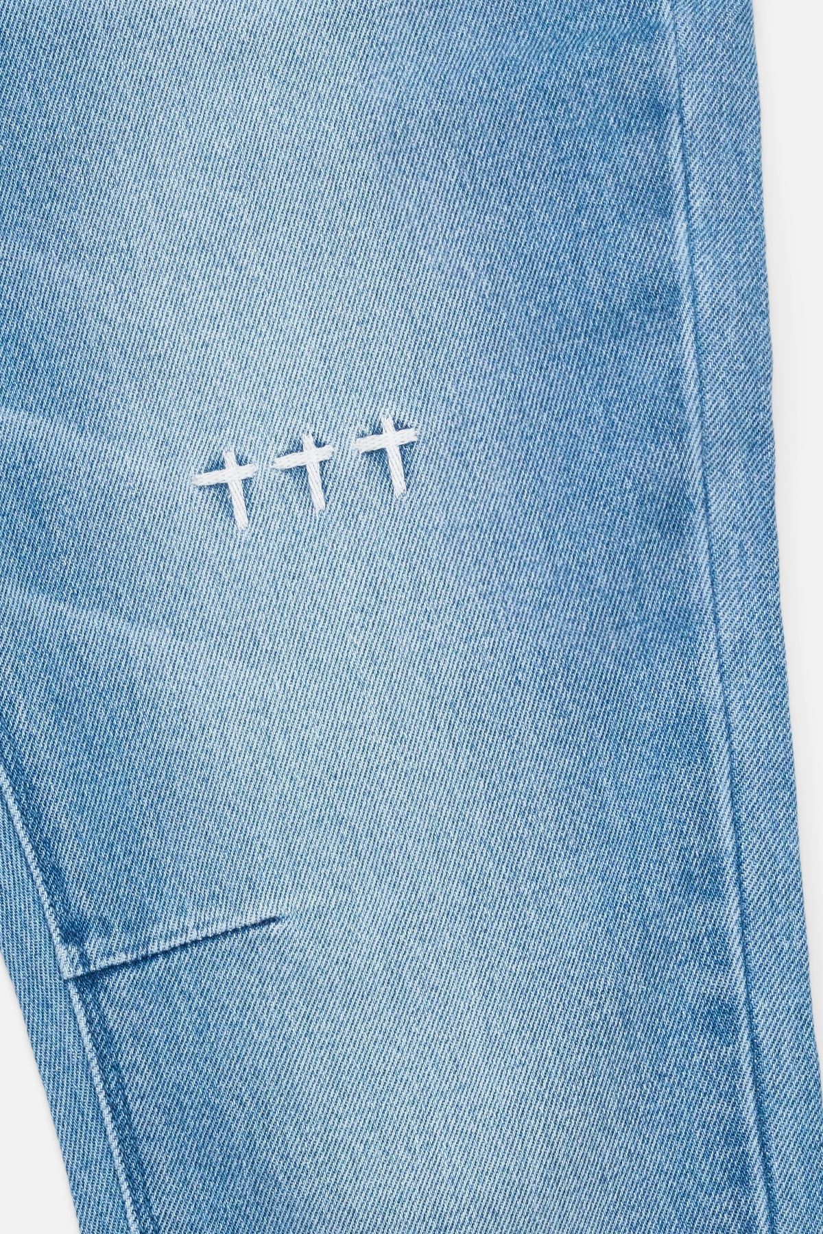 CLAYTON SKINNY JEAN | GLACIER BLUE CROSS TRIAD