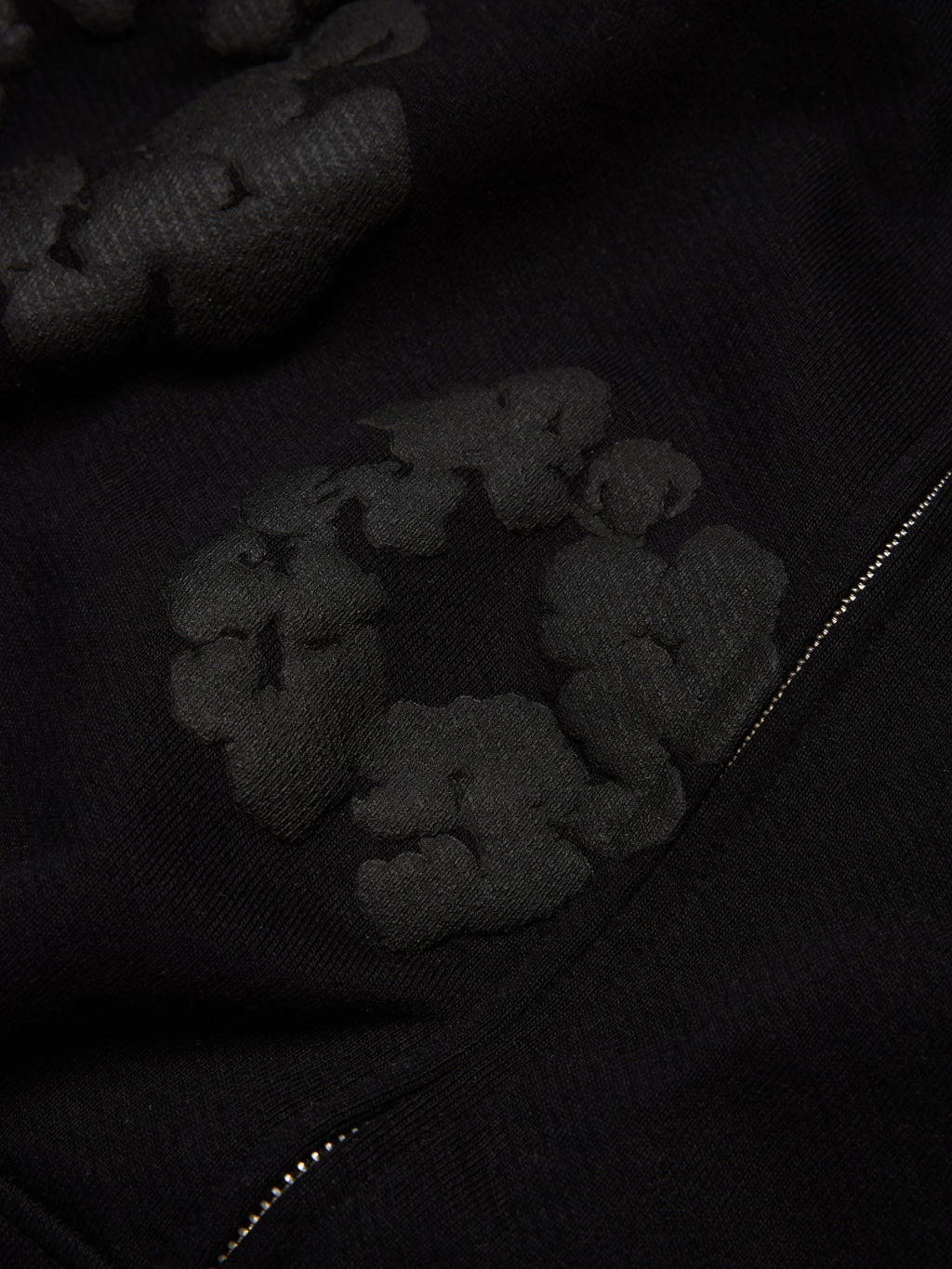 Mono Cotton Wreath Zip Hoodie Black